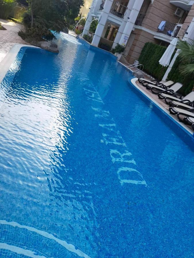 Harmony Suitеs Apartment Slăntjev Brjag Exteriör bild
