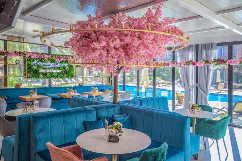 Harmony Suitеs Apartment Slăntjev Brjag Exteriör bild