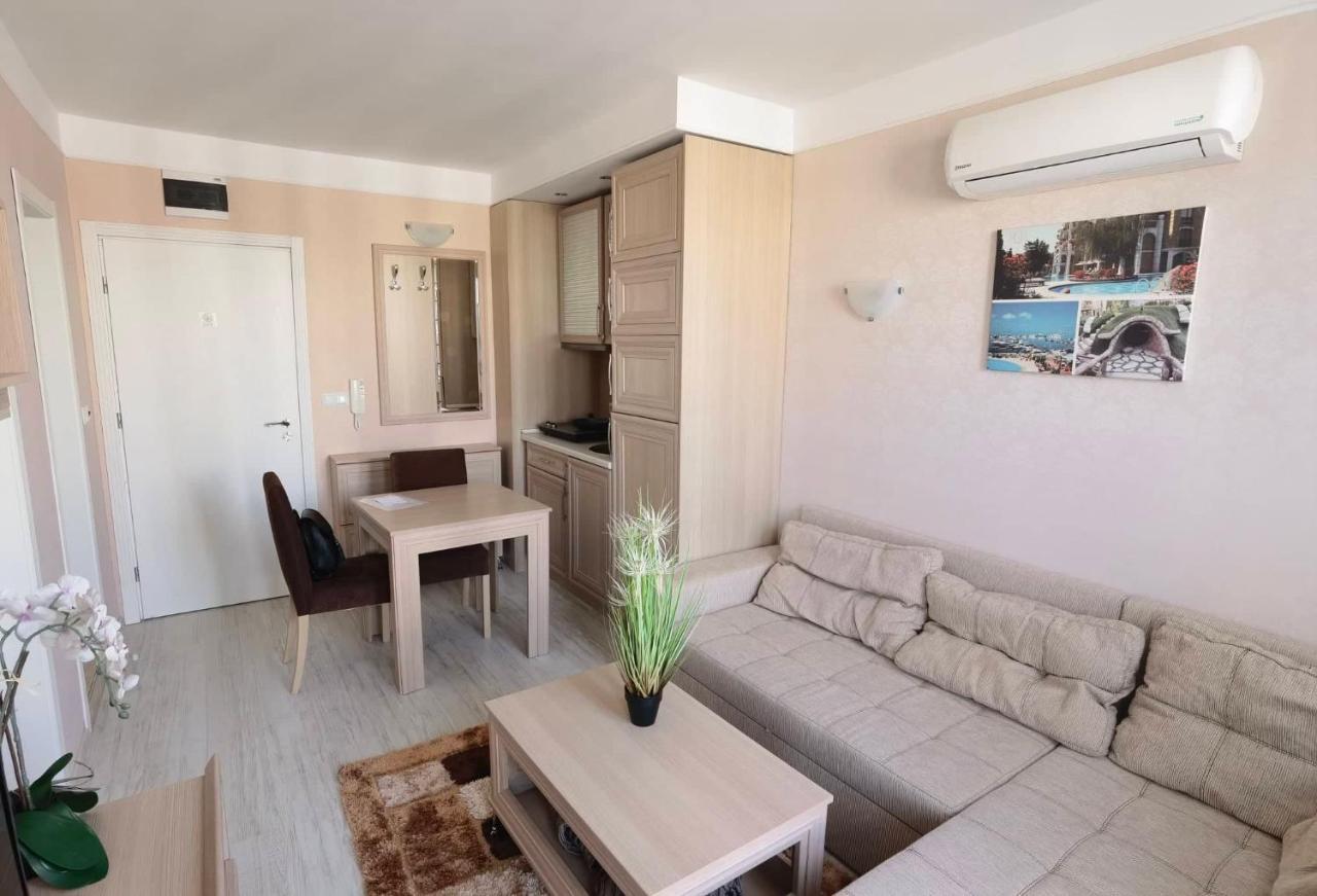 Harmony Suitеs Apartment Slăntjev Brjag Exteriör bild