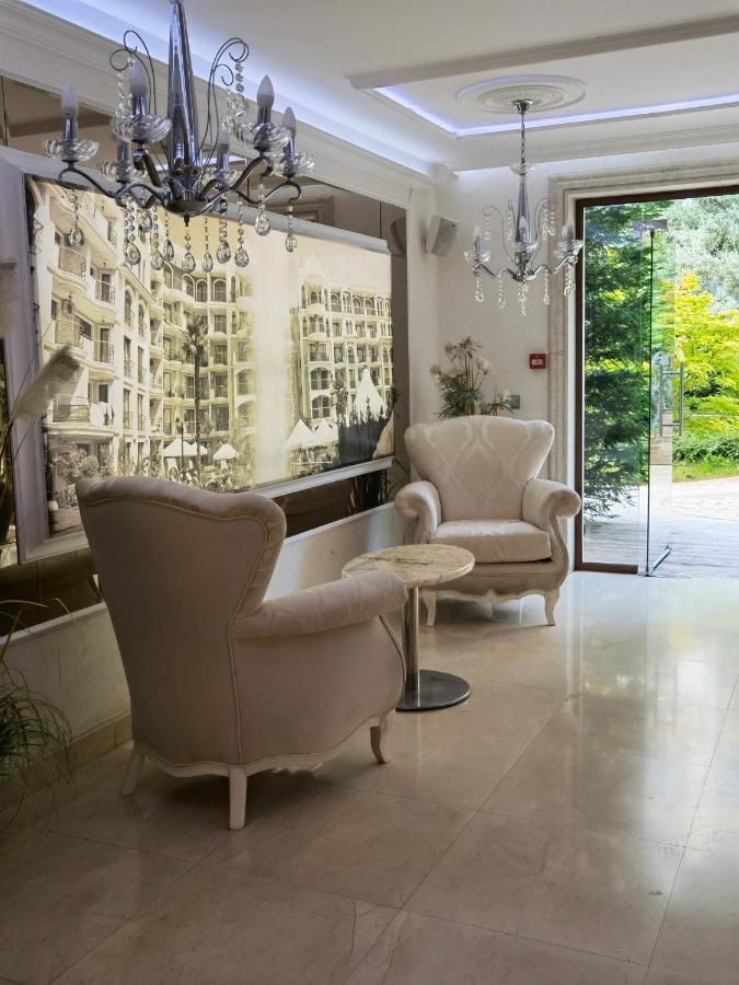 Harmony Suitеs Apartment Slăntjev Brjag Exteriör bild